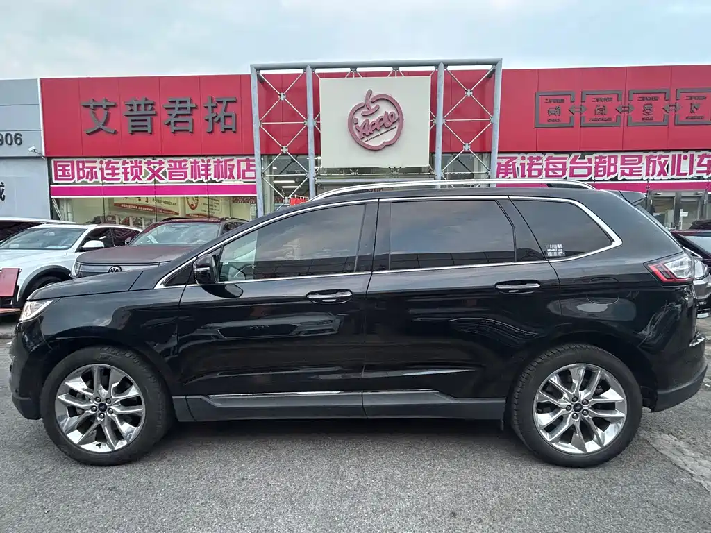 Ford Edge — миниатюра 5