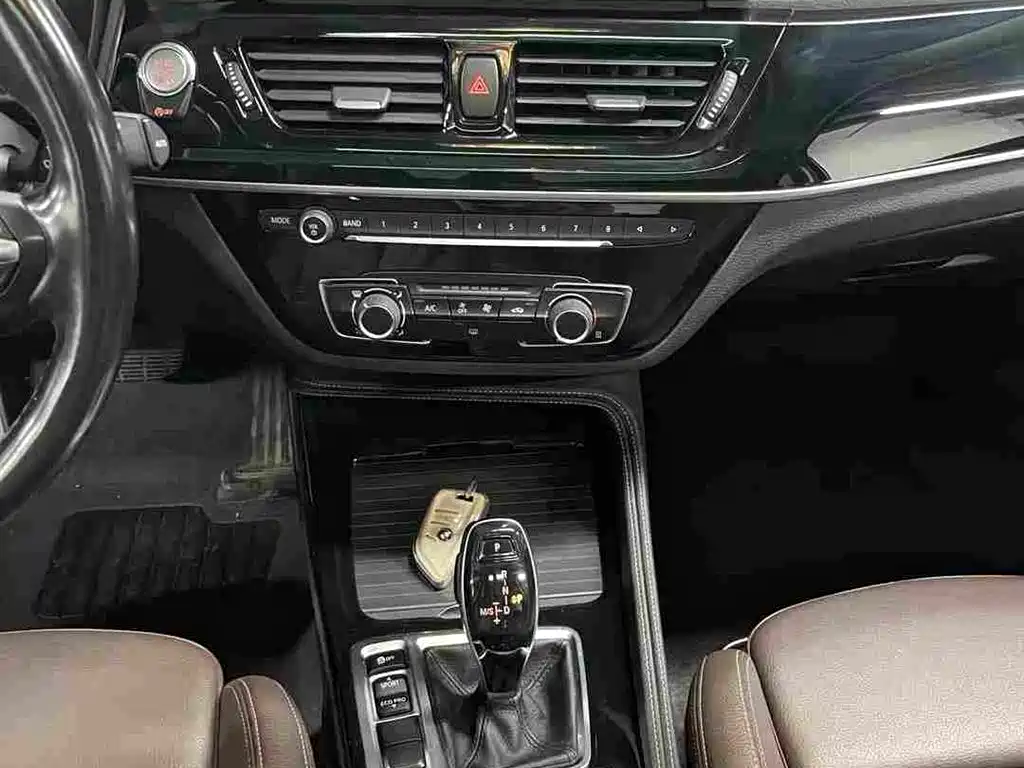 BMW 1 Series — миниатюра 10