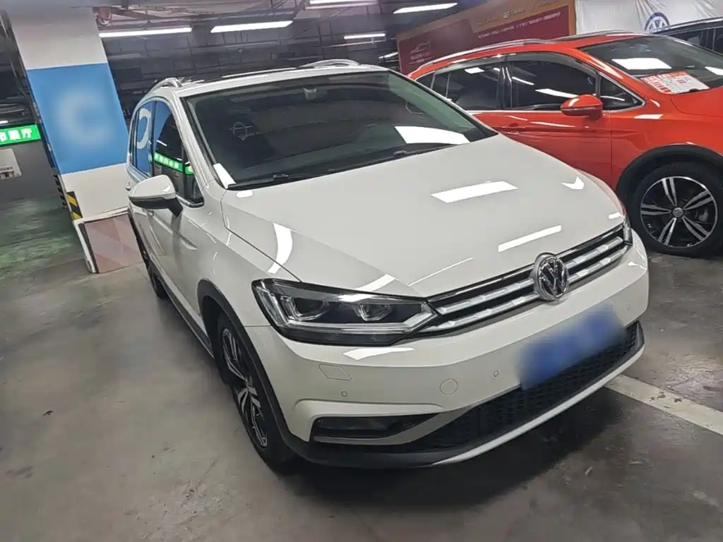 Volkswagen Touran — миниатюра 4