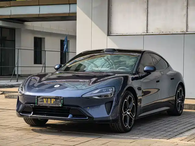 XIAOMI CAR XIAOMI SU7 2024