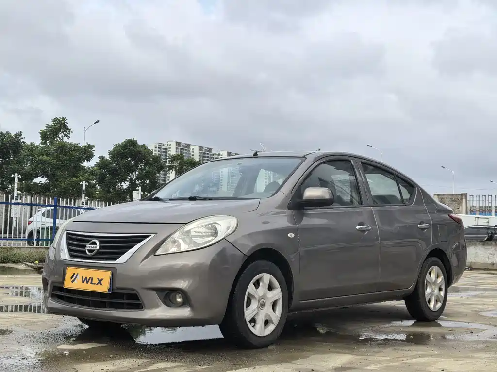 Nissan Sunny