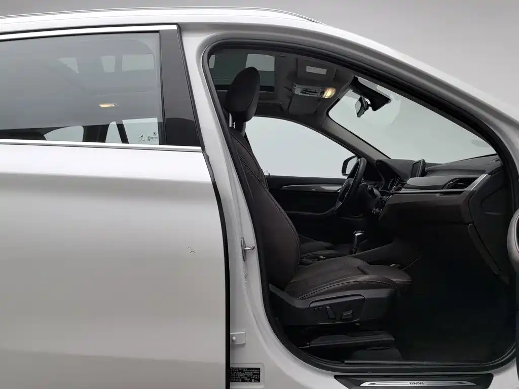 BMW X1 — миниатюра 23