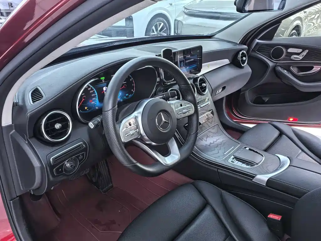Mercedes-Benz C-Class — миниатюра 7