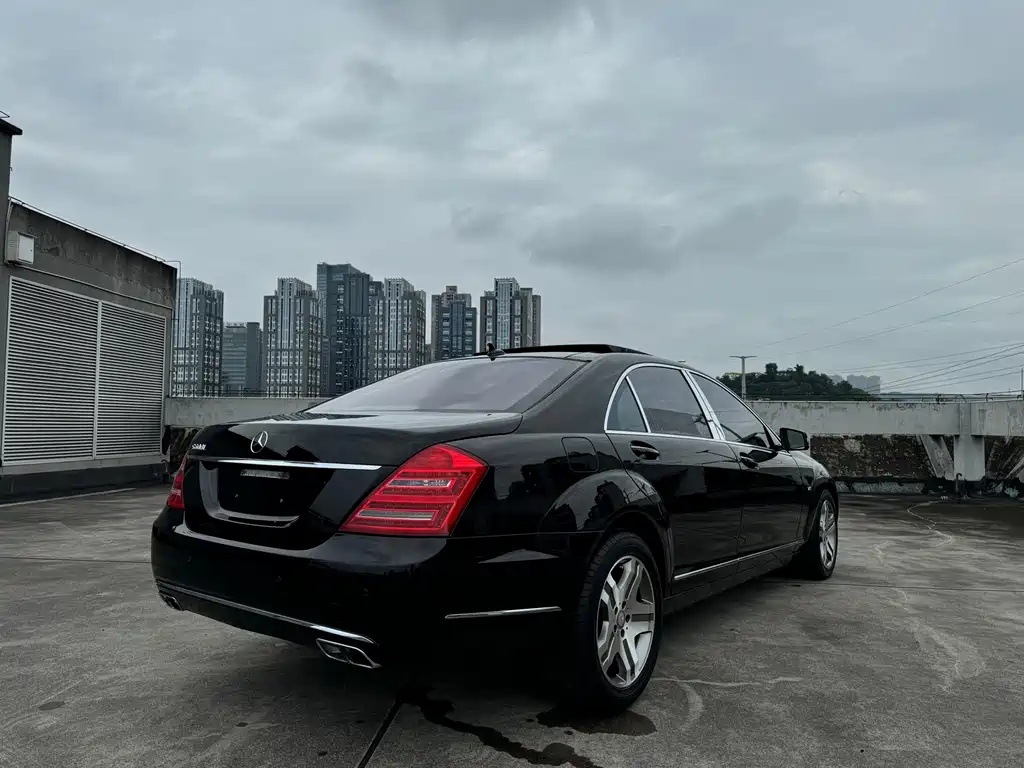 Mercedes-Benz S-Class — миниатюра 6