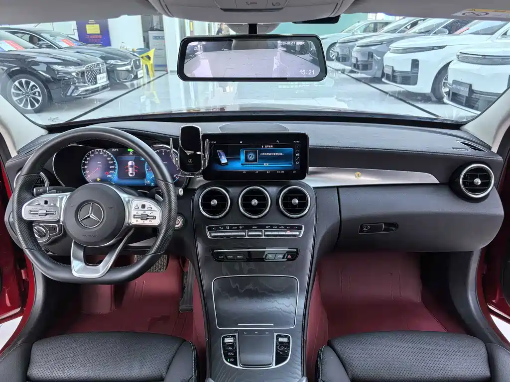 Mercedes-Benz C-Class — миниатюра 8