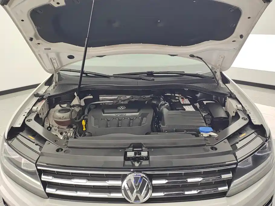 Volkswagen Tiguan L — миниатюра 10