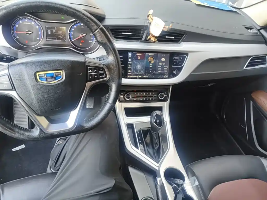 Geely Vision — миниатюра 10