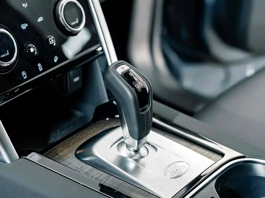 Land Rover Discovery Sport — миниатюра 16