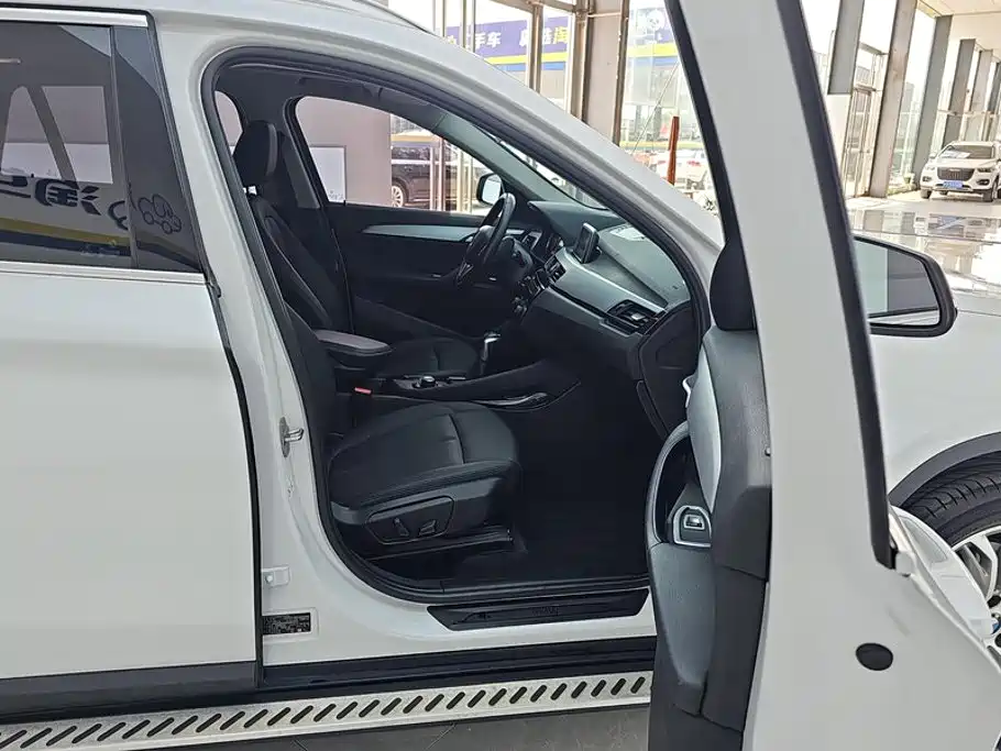 BMW X1 — миниатюра 8