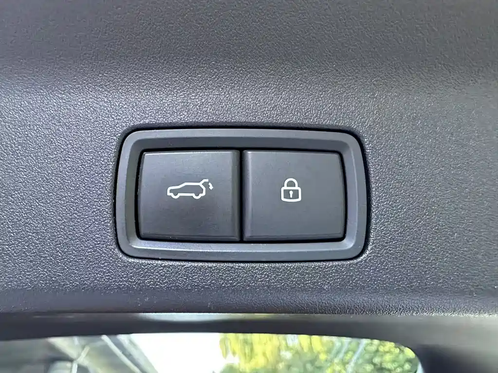 Li Auto Li L8 — миниатюра 4