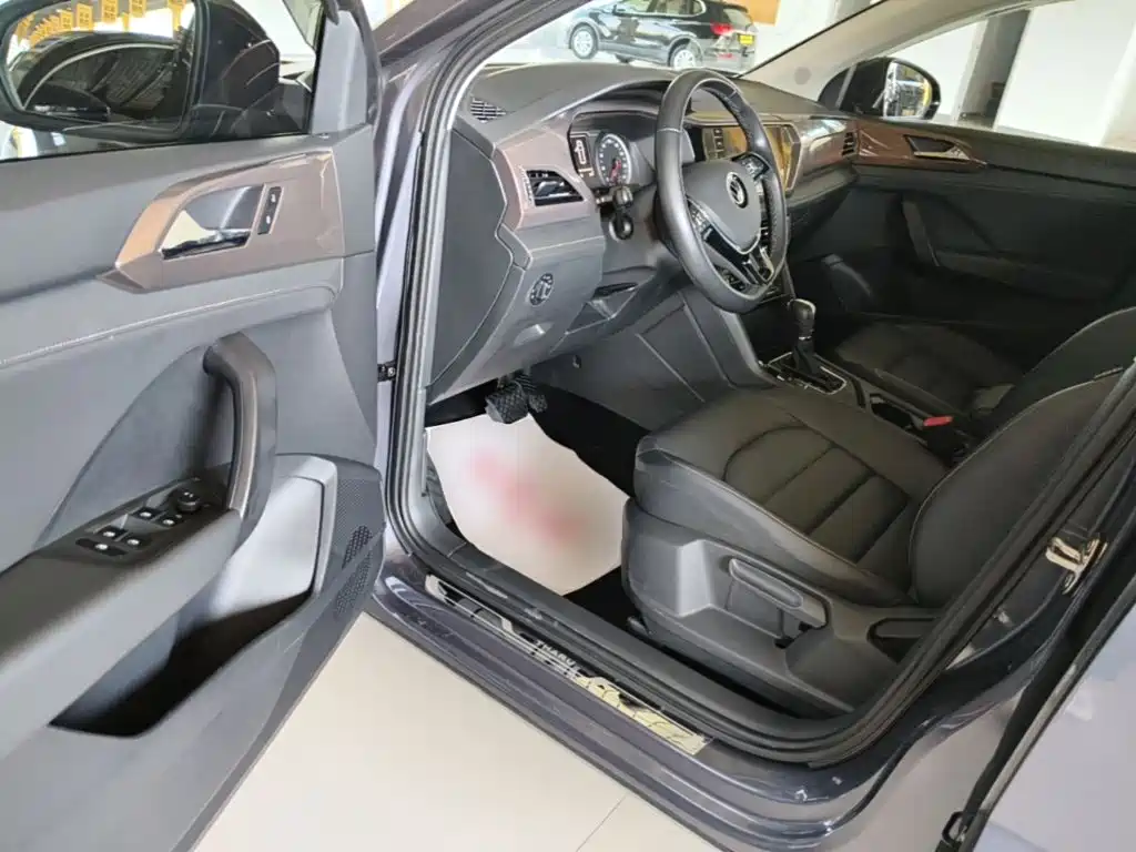 Volkswagen Tharu — миниатюра 16