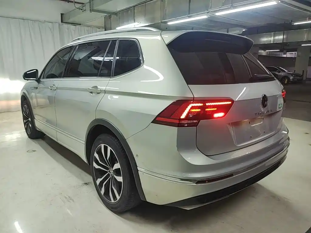 Volkswagen Tiguan L — миниатюра 5