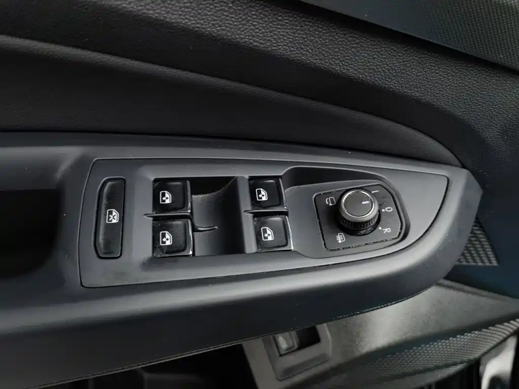 Volkswagen Passat — миниатюра 9