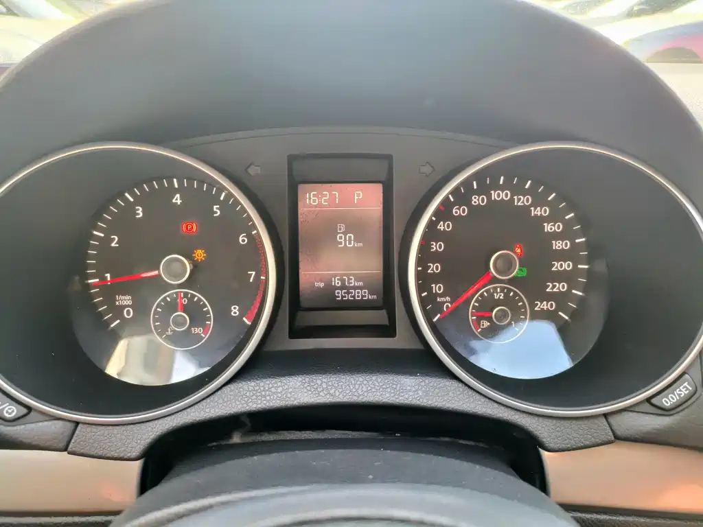 Volkswagen Golf — миниатюра 6
