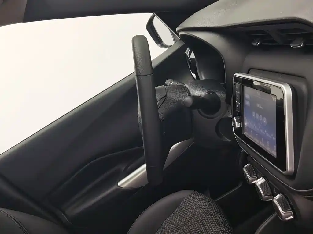Nissan Kicks — миниатюра 22