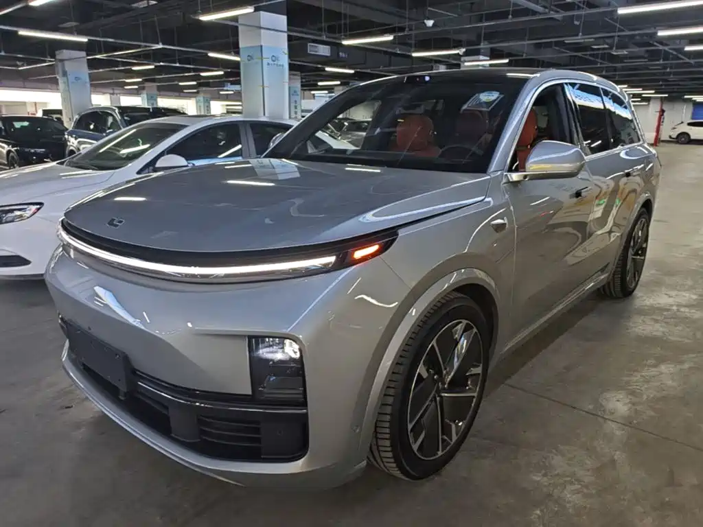 Li Auto Li L8 — миниатюра 2