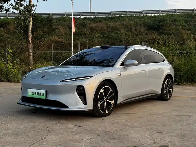 2024 Nio ET5