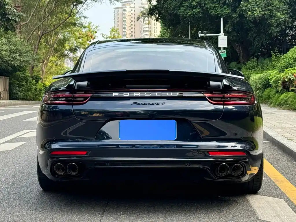 Porsche Panamera — миниатюра 5