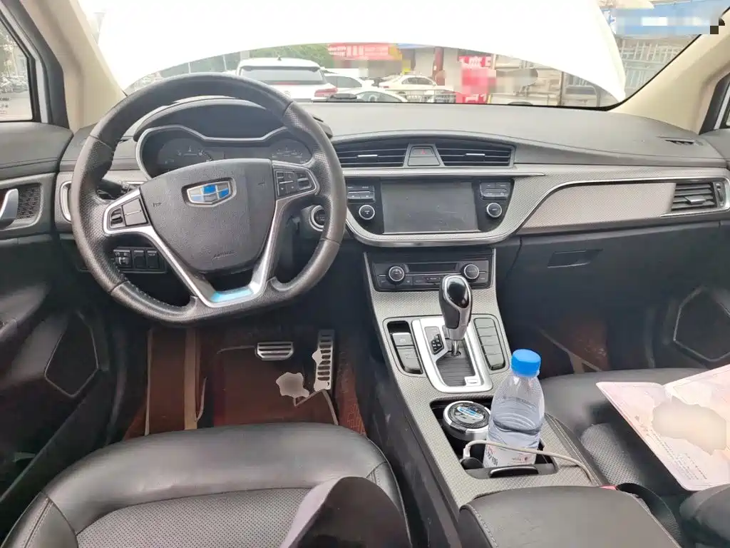 Geely Emgrand GS — миниатюра 5