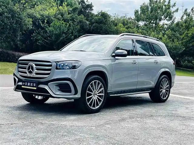 MERCEDES-BENZ GLS 2024