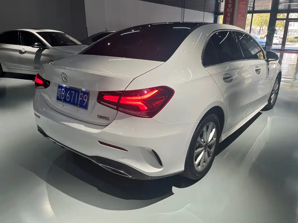 MERCEDES-BENZ A CLASS