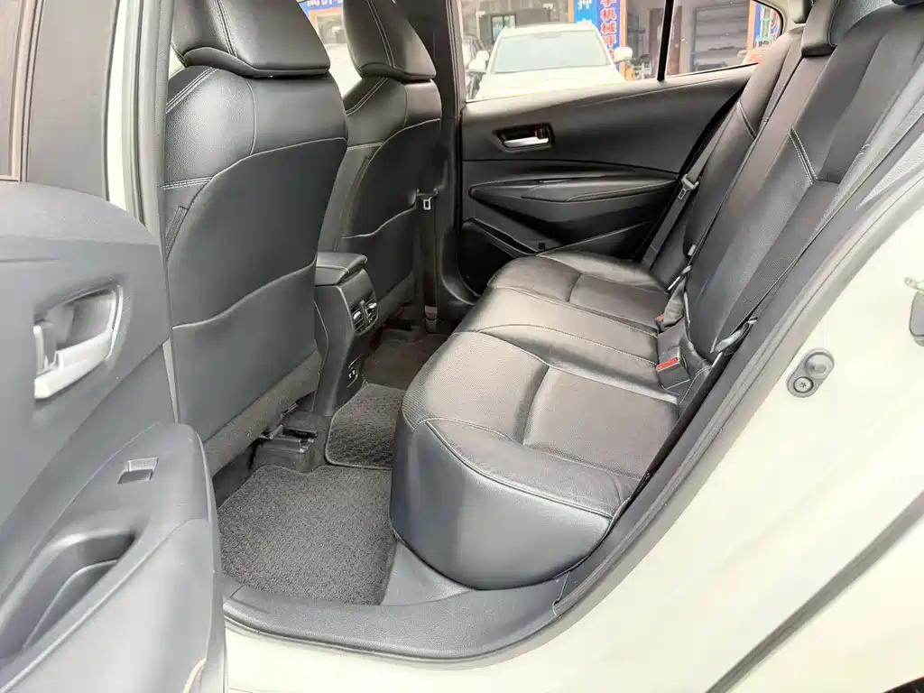 Toyota Corolla — миниатюра 5