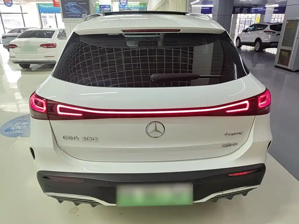 Mercedes-Benz EQA — миниатюра 6
