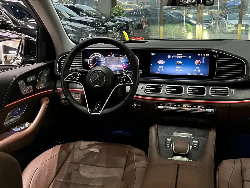 Mercedes-Benz GLE (Import) — миниатюра 15
