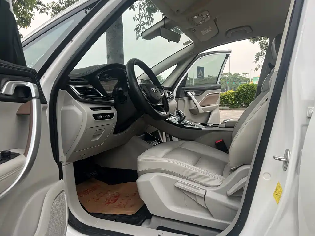 Geely Jia Ji — миниатюра 9