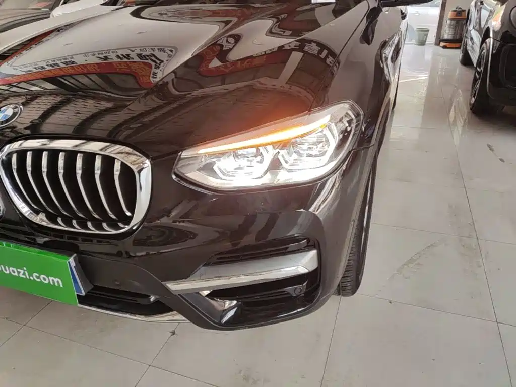 BMW X3 — миниатюра 24