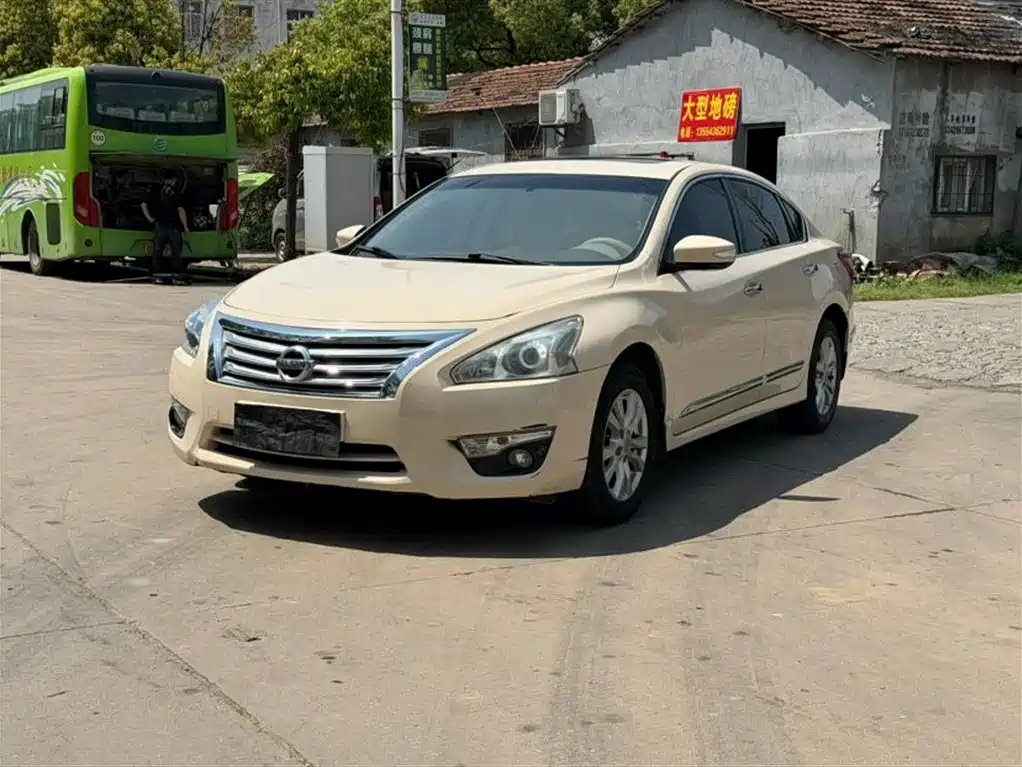 Nissan Teana 2013