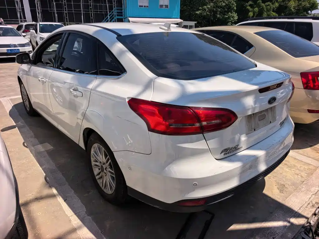 Ford Focus — миниатюра 4