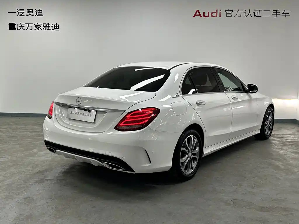 Mercedes-Benz C-Class — миниатюра 8