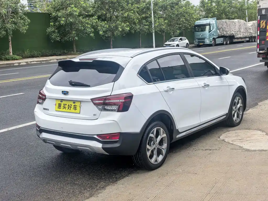 Geely Vision S1 — миниатюра 14