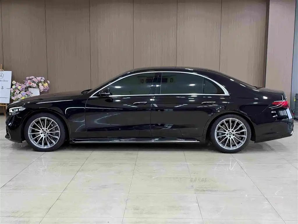 Mercedes-Benz S-Class — миниатюра 4