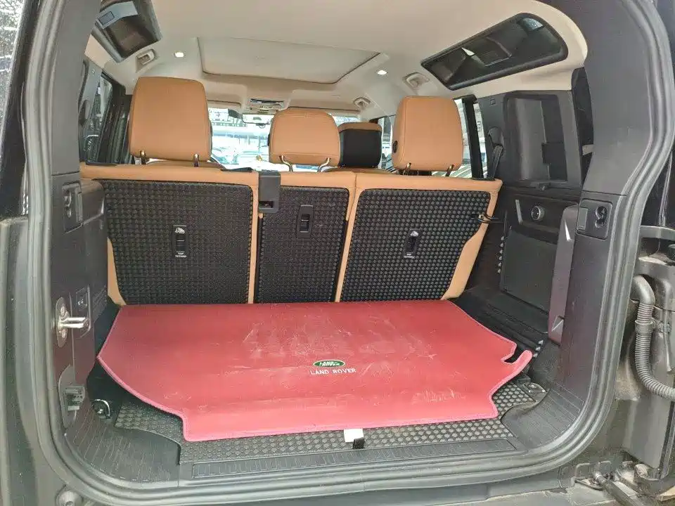 Land Rover Defender — миниатюра 5