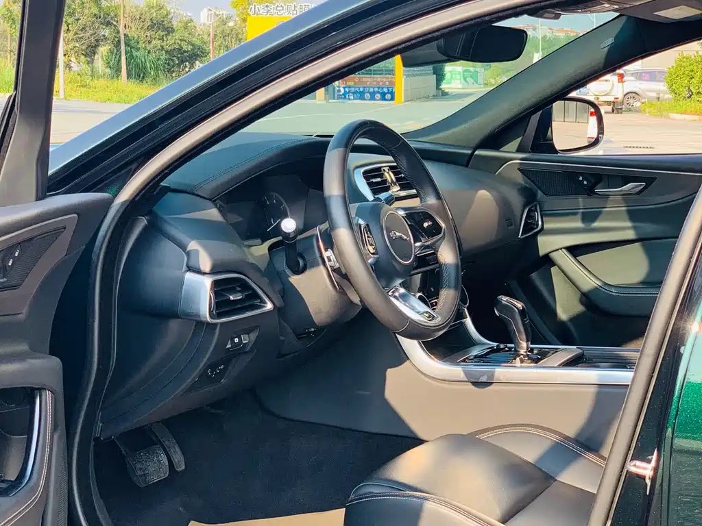 Jaguar XEL — миниатюра 11