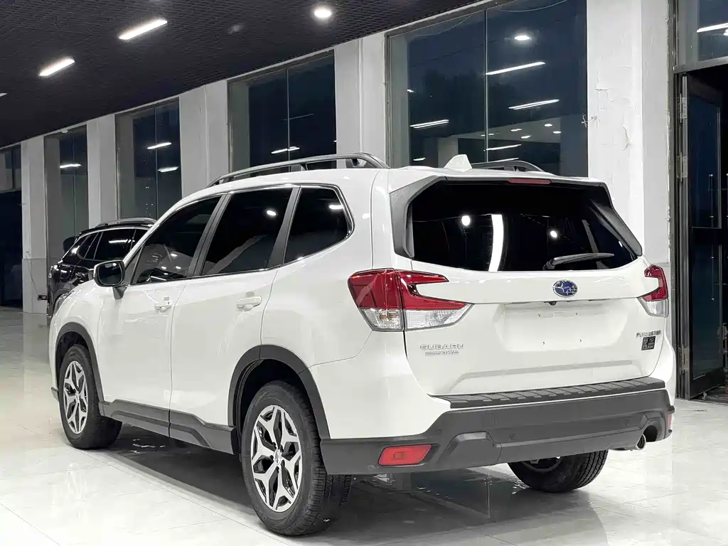 Subaru Forester 2022 2.0i AWD Luxury EyeSight