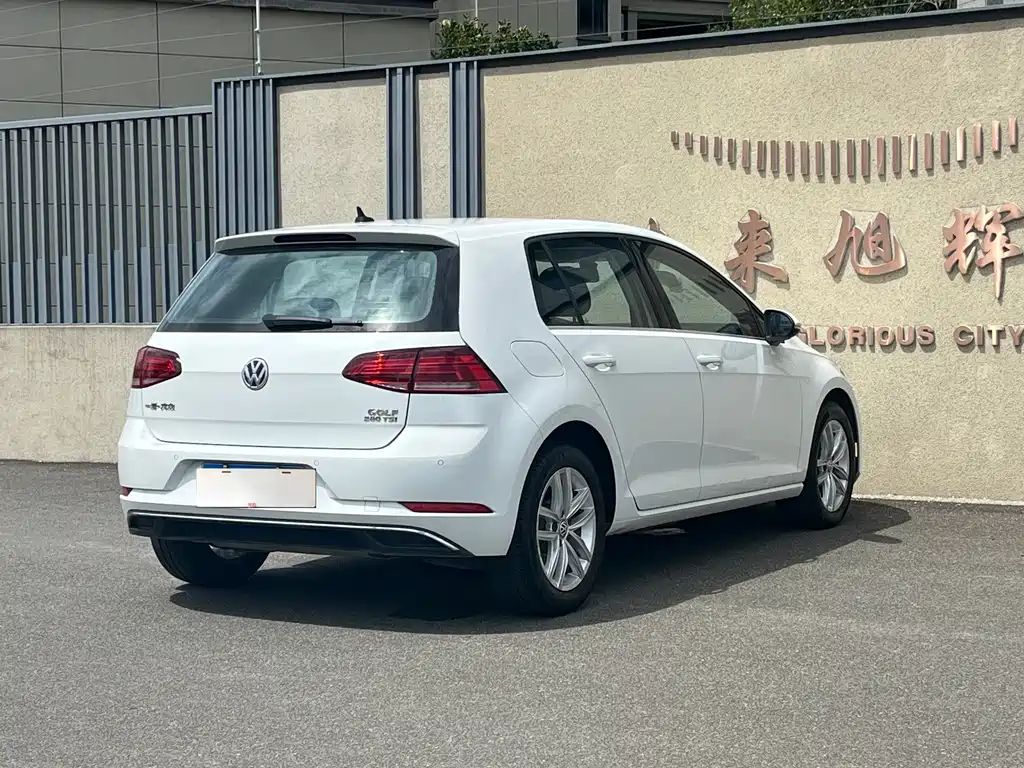 Volkswagen Golf — миниатюра 5