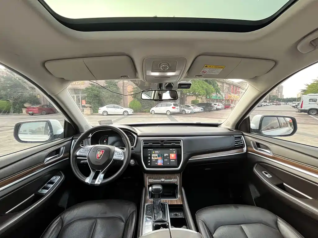 Roewe RX8 2019 30T Flagship