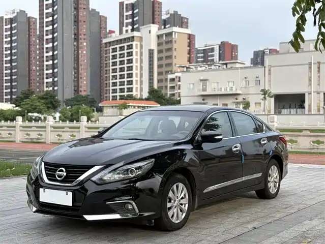 nissan teana