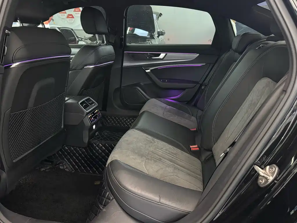 Audi A6L — миниатюра 18