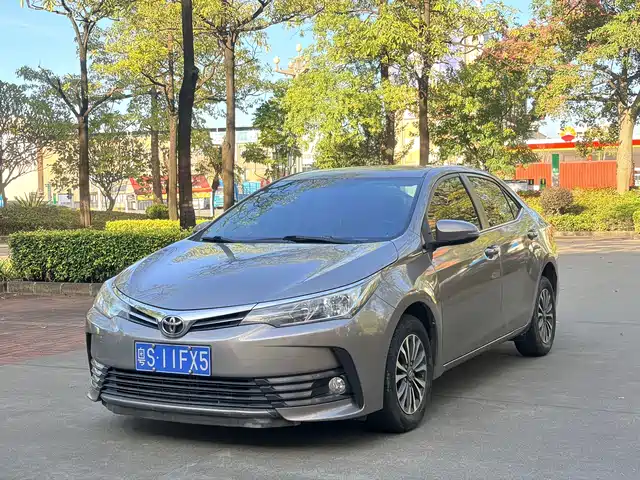 TOYOTA COROLLA