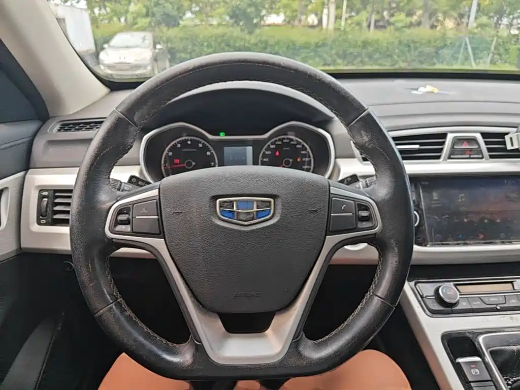 Geely Boyue — миниатюра 11
