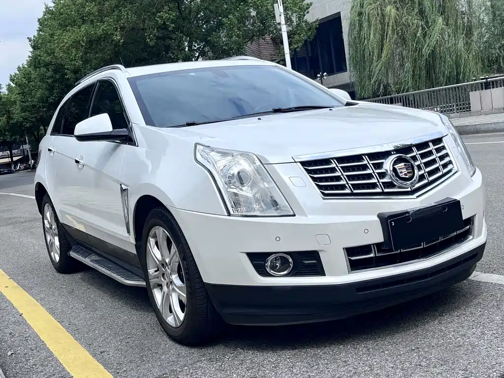 Cadillac SRX — миниатюра 3