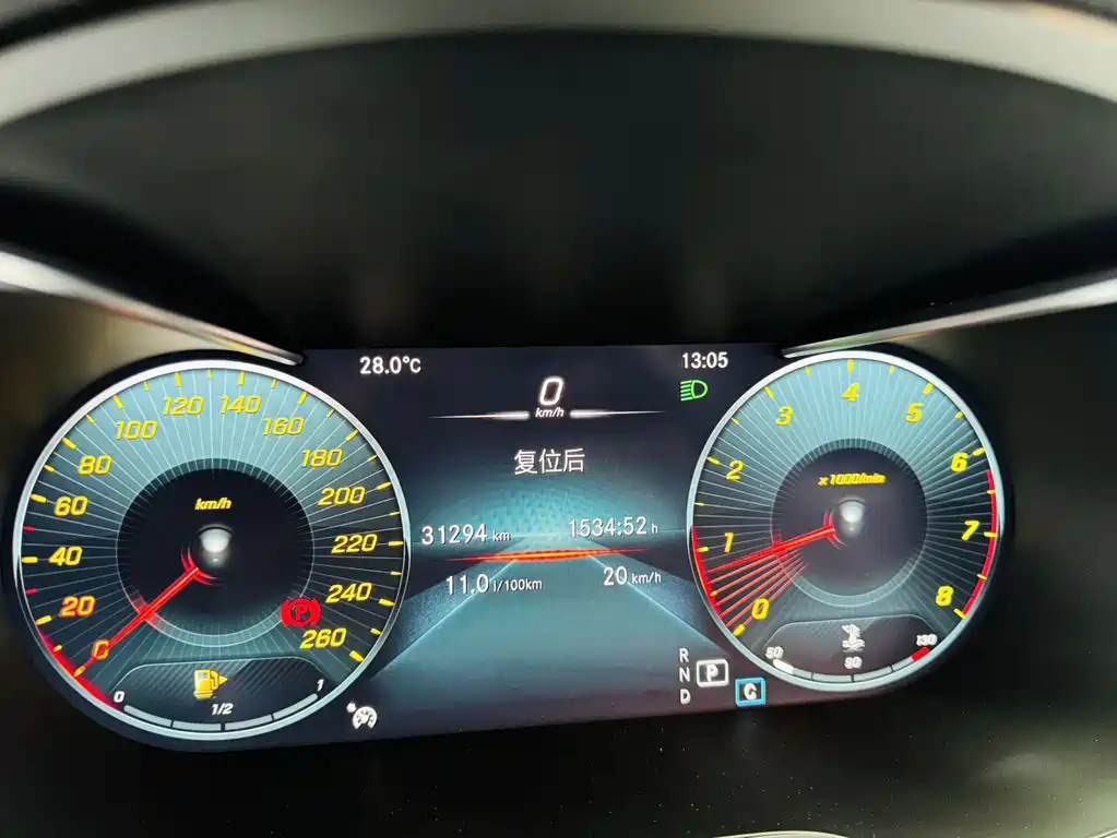 Mercedes-Benz C-Class — миниатюра 8