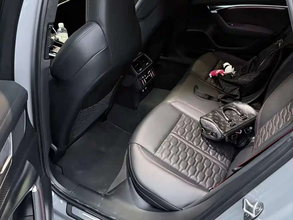 Audi RS 6 — миниатюра 3