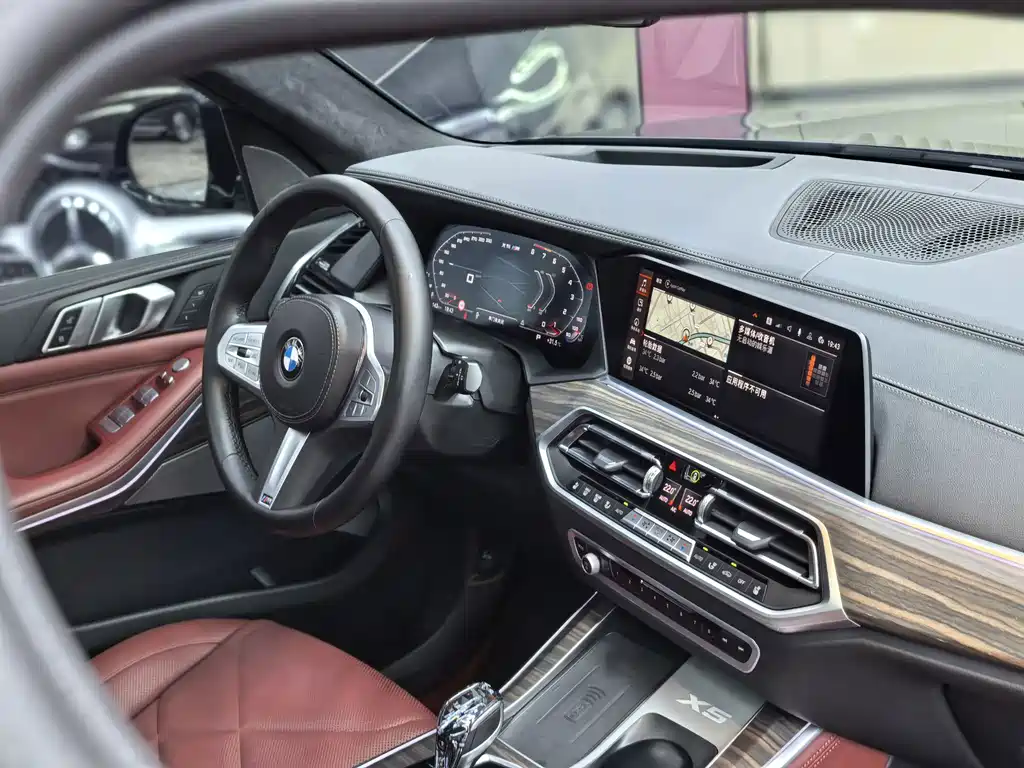 BMW X5 — миниатюра 24