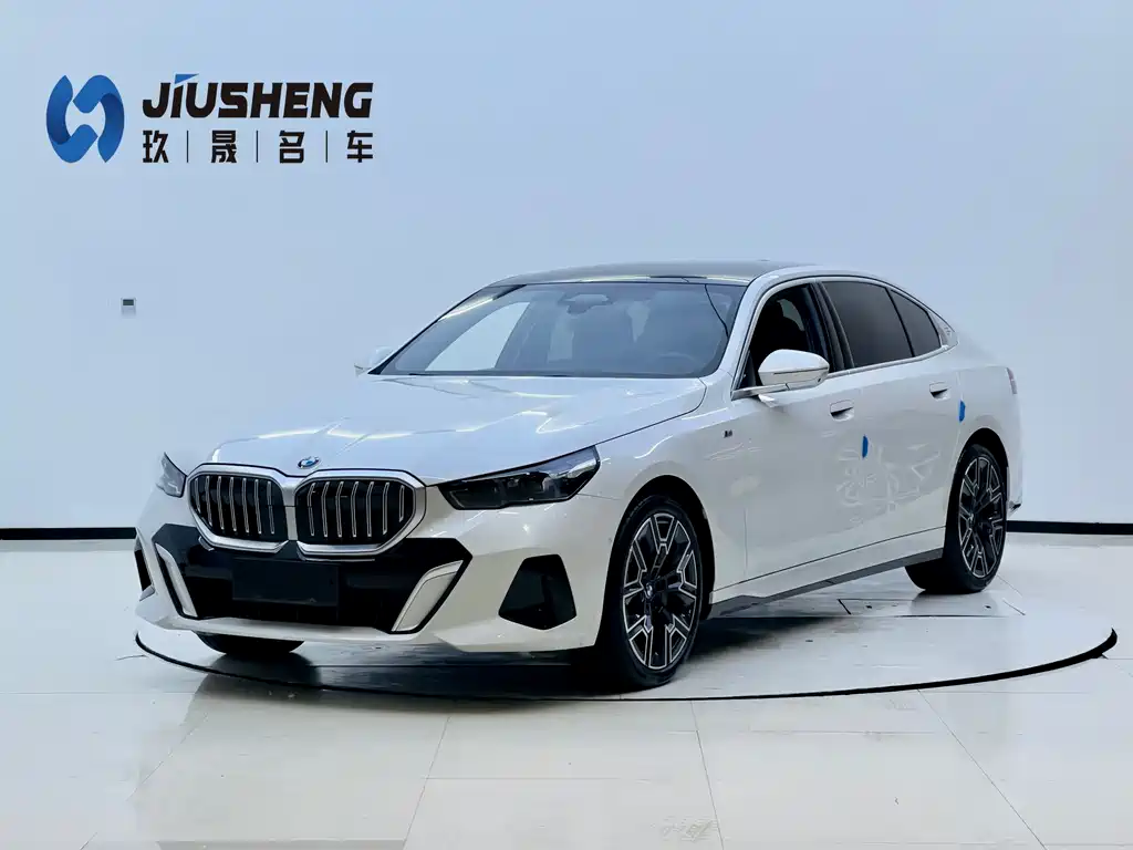BMW 5 Series 2024