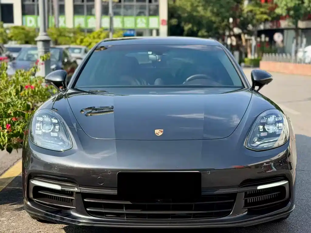 Porsche Panamera Hybrid — миниатюра 2